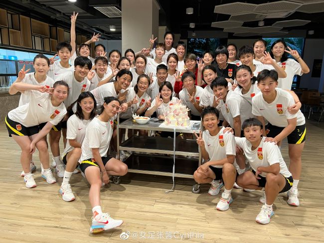 “每周人们都在谈论我，我总是一个话题。